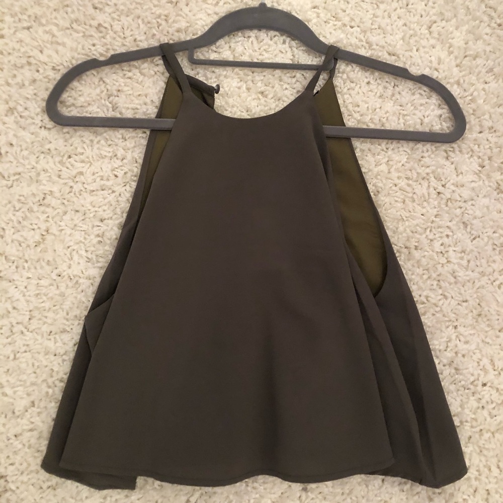 NEW WITH TAGS tobi crop top